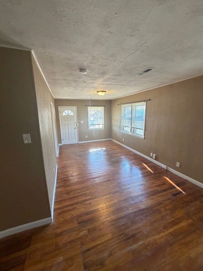 1807 W Lincoln St in Springfield, MO - Building Photo - Building Photo