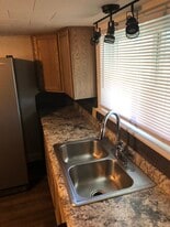 717 Liberty St, Unit 719 (Back) in Findlay, OH - Building Photo