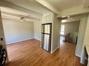 12082 Garden Ln in St. Louis, MO - Building Photo - Building Photo