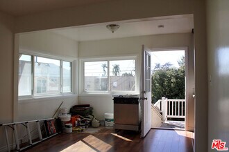 4051 Normandie Ave in Los Angeles, CA - Building Photo - Building Photo