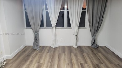 3841 Environ Blvd in Lauderhill, FL - Building Photo - Building Photo