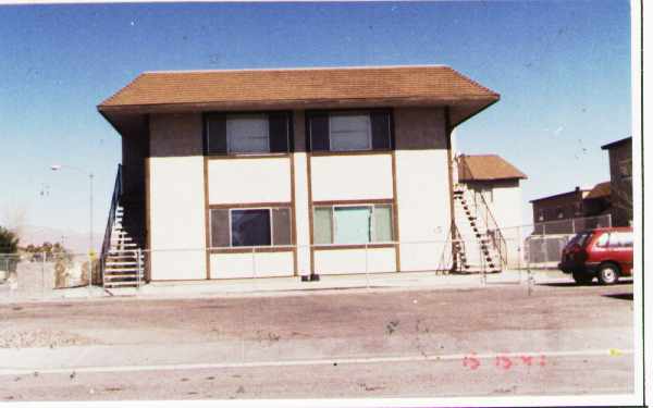 Sunland Manor in Las Vegas, NV - Building Photo - Building Photo