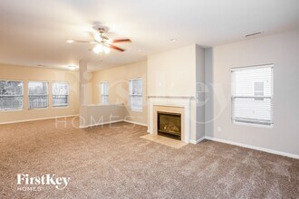 3011 Sweetspire Rd in Charlotte, NC - Foto de edificio - Building Photo