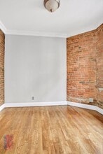 410 E 13th St in New York, NY - Building Photo - Building Photo