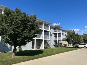 Waterstone Place in Fargo, ND - Building Photo - Building Photo