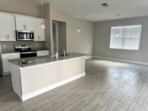 4043 SW McIntosh St in Port St. Lucie, FL - Building Photo - Building Photo