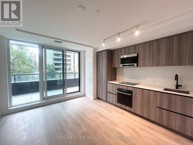 127 Broadway Ave in Toronto, ON - Building Photo - Building Photo