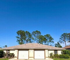 21 Rainbow Ln in Palm Coast, FL - Building Photo