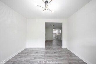 428 N Bradley Ave in Indianapolis, IN - Building Photo - Building Photo