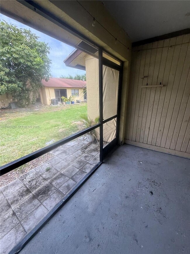 property at 472 Glenwood Dr