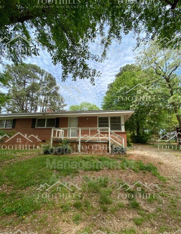 property at 414-416 Jeb Stuart Ave