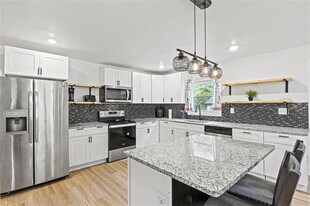 Room in House on Peeples St SW in Atlanta, GA - Building Photo