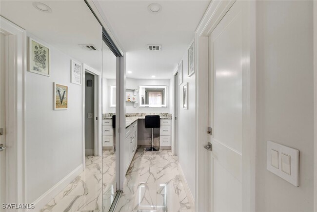 property at 4005 Gulf Shore Blvd N