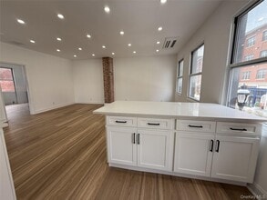 297 Halstead Ave in Harrison, NY - Building Photo - Building Photo