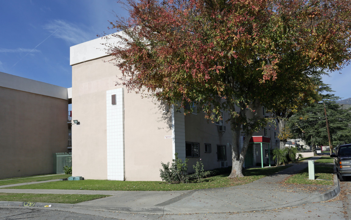 Monterey Court in San Bernardino, CA - Building Photo