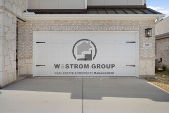 912 Alberta Spruce Rd in Northlake, TX - Building Photo - Building Photo