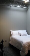555 S Forest Ave, Unit 401 in Ann Arbor, MI - Building Photo - Building Photo