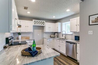 210 Sorrel Trail in Keller, TX - Building Photo - Building Photo