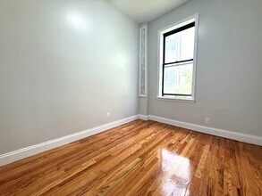 574 W 161st St in New York, NY - Building Photo - Building Photo