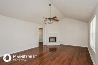 4680 Tumblebrook Cove in Millington, TN - Foto de edificio - Building Photo