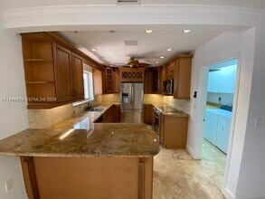 1530 SW 23rd St in Miami, FL - Building Photo - Building Photo