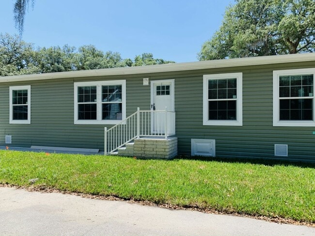 185 Millwood Rd in Leesburg, FL - Building Photo - Building Photo