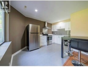 1516 Whitebark Pl in Coquitlam, BC - Building Photo - Building Photo