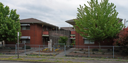 Kimberly Apartments in Tacoma, WA - Building Photo - Building Photo