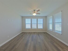 8101 Howell Oak Dr in McKinney, TX - Building Photo - Building Photo