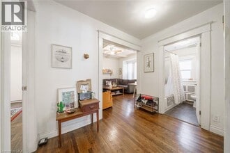 11 Proctor Blvd in Hamilton, ON - Building Photo - Building Photo