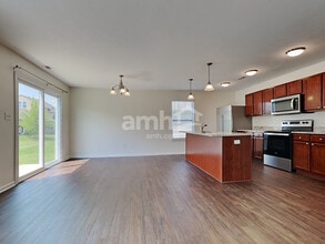 15469 Destination Dr in Noblesville, IN - Building Photo - Building Photo