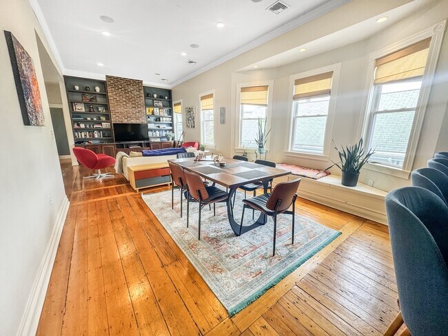 property at 589 Franklin St
