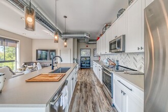120 South in Lake Orion, MI - Building Photo - Building Photo