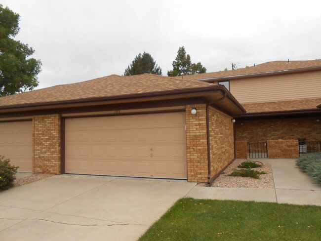 property at 1373 Aspen Pl