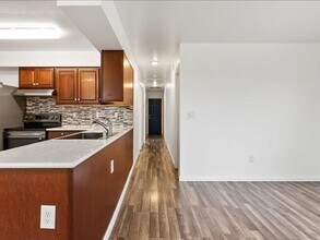 3106 S Elm Ct in Kennewick, WA - Building Photo - Building Photo