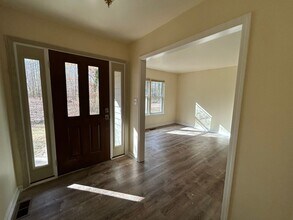 2637 Old Jonesboro Rd in Fairburn, GA - Building Photo - Building Photo