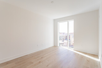 1331 Juniper in Philadelphia, PA - Foto de edificio - Interior Photo