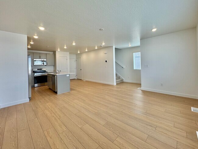 2071 Sand Holw Dr in Eagle Mountain, UT - Building Photo - Building Photo