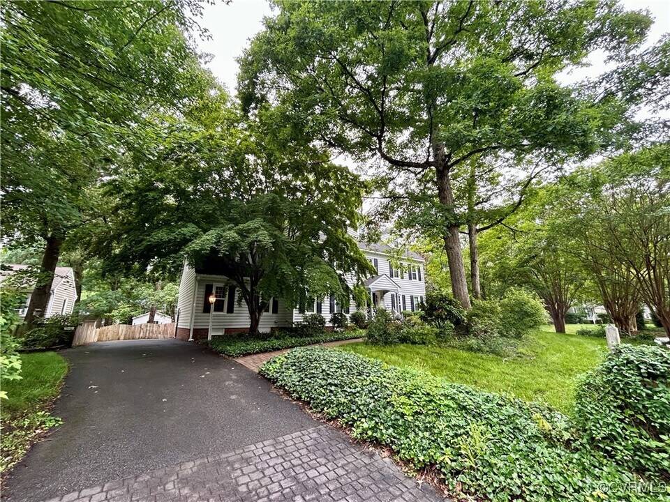 12133 Ormond Dr in Richmond, VA - Building Photo