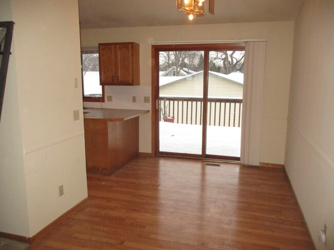 3725 36th Ave S in Minneapolis, MN - Building Photo - Building Photo