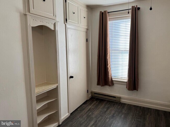 50 N Carlisle St in Greencastle, PA - Building Photo - Building Photo