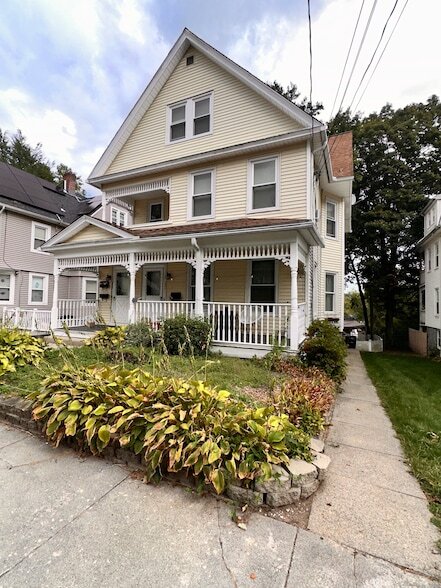 253 Olivia St in Derby, CT - Building Photo