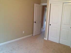 425 N Vernonia Rd in Saint Helens, OR - Building Photo - Building Photo