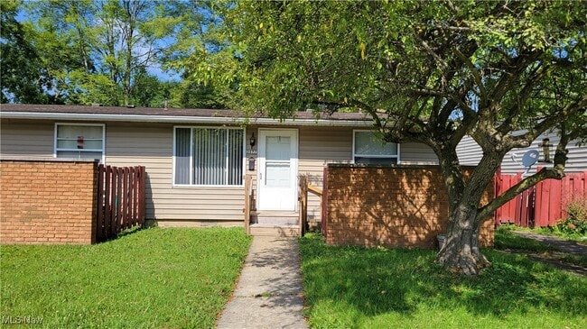 property at 3185 Nottingham St NW