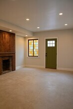 914 Tyson St in Baltimore, MD - Foto de edificio - Building Photo