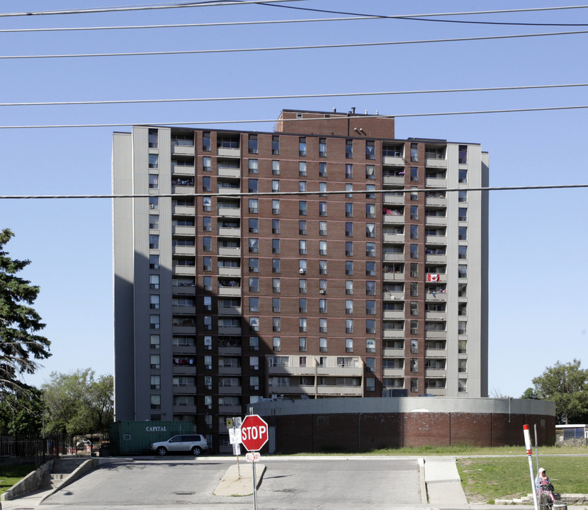 Willowridge Towers in Toronto, ON - Building Photo