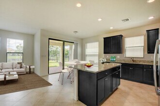 8861 Sea Chase Dr in Wellington, FL - Building Photo - Building Photo