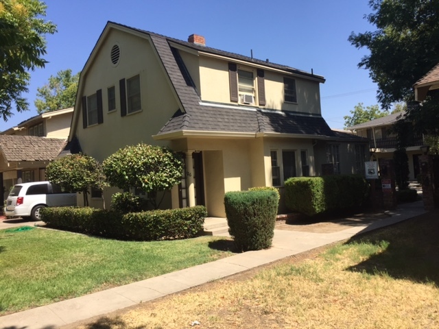 11 Units:  424-432 Sycamore Ave in Modesto, CA - Building Photo - Building Photo