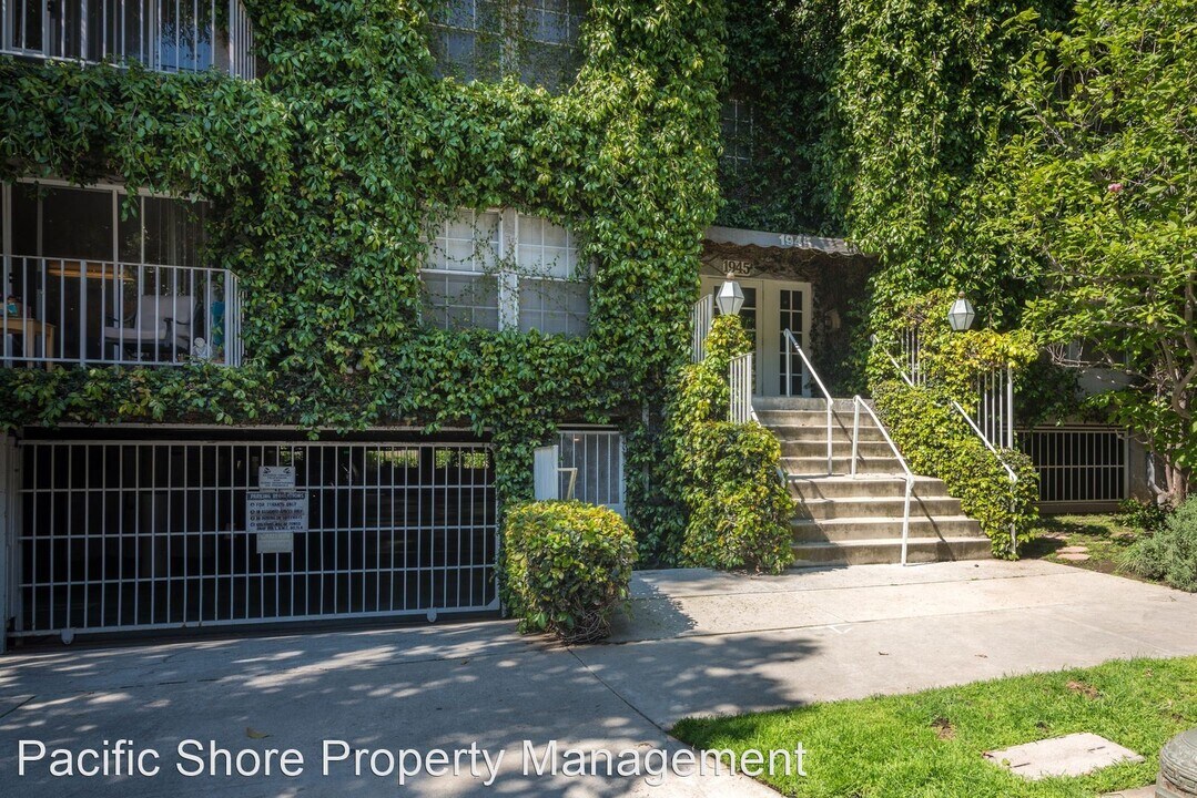 1945 Glendon Ave in Los Angeles, CA - Foto de edificio
