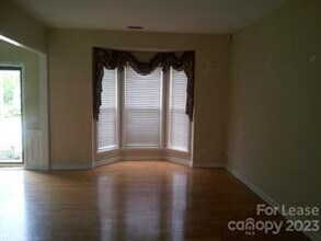 6229 Bells Mill Dr in Charlotte, NC - Building Photo - Building Photo